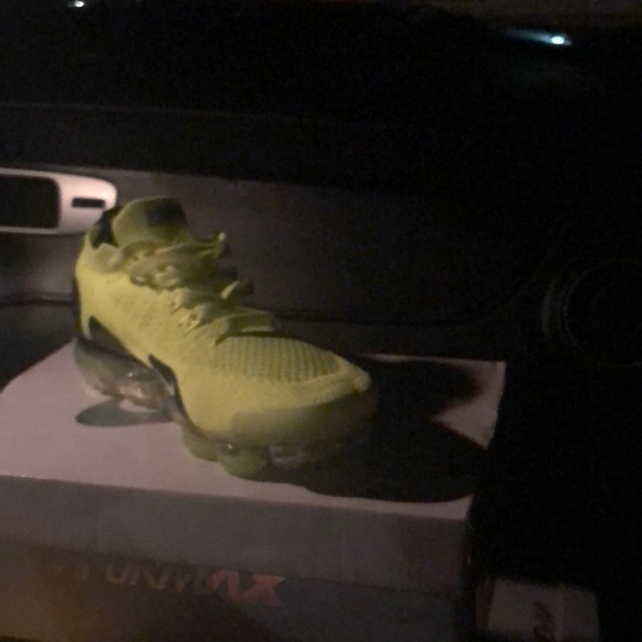 Nike Vapor Max - Picture 2 of 2